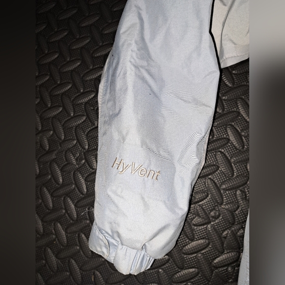 The north face hyvent girls jacket - Picture 11 of 12